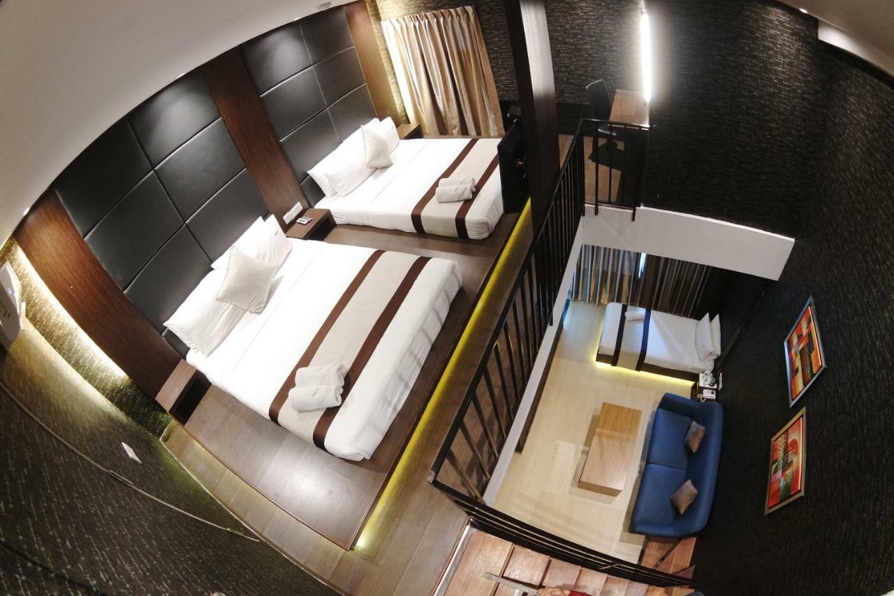Here Hotel Skudai Extérieur photo