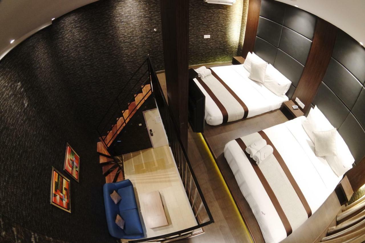 Here Hotel Skudai Extérieur photo